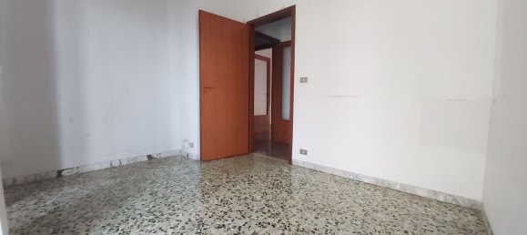 6 rooms Apartment in Brindisi, Italy No. 290082 10