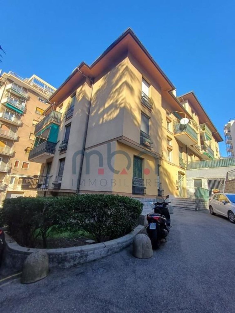 6-salle Penthouse à Genoa, Italy No. 39248