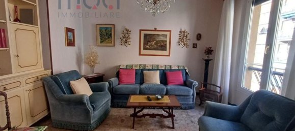 6-salle Penthouse à Genoa, Italy No. 39248 8