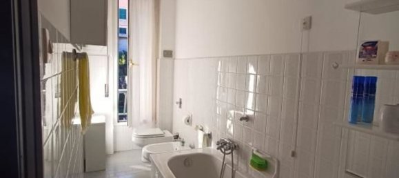 6-salle Penthouse à Genoa, Italy No. 39248 17