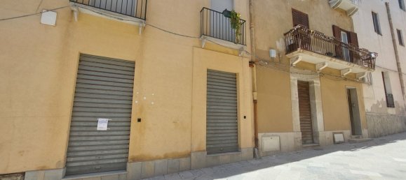 Gewerbliche Immobilie in Marsala, Italy 132m², Nr. 374624 9