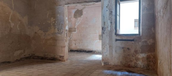 Gewerbliche Immobilie in Marsala, Italy 132m², Nr. 374624 4