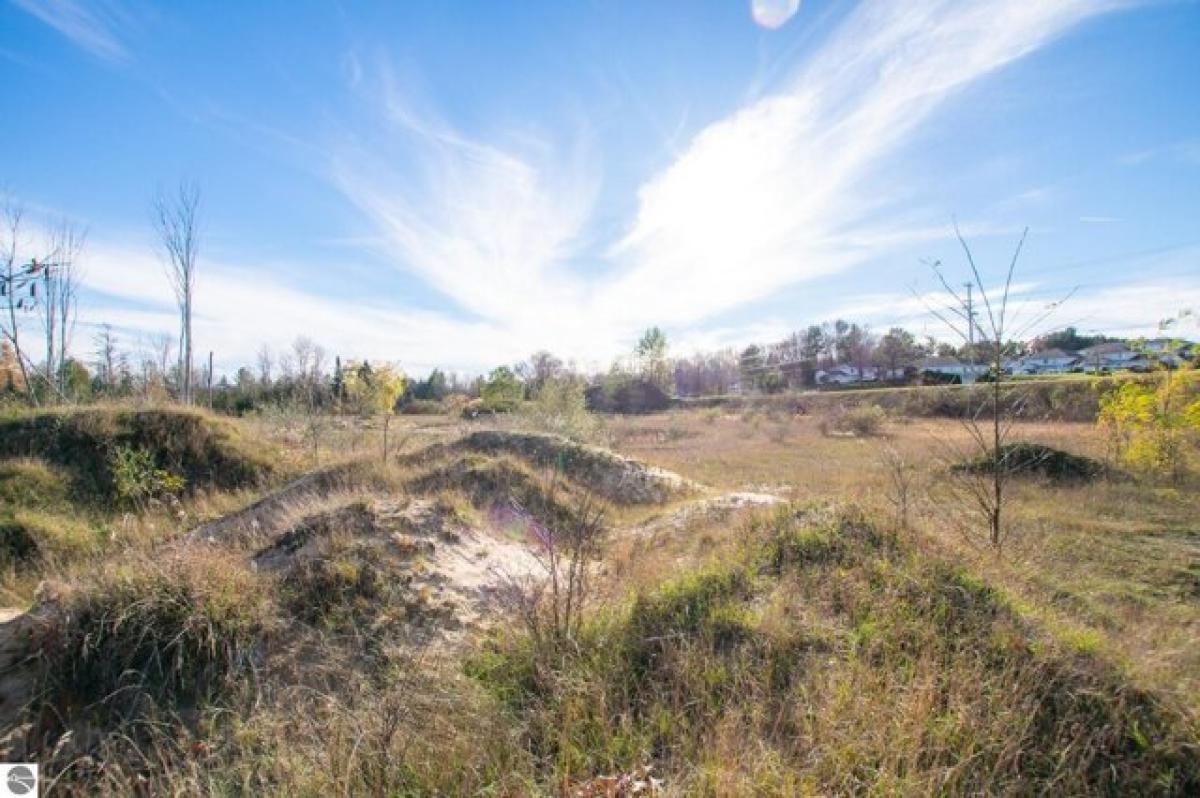  Land in Traverse City, USA No. 532665