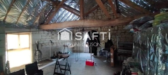 4 bedrooms House in Seuilly, France No. 222753 6