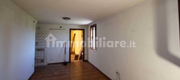 Дом с 2 спальнями в Сан Пьетро ди Фелетто, Италия № 168248 7