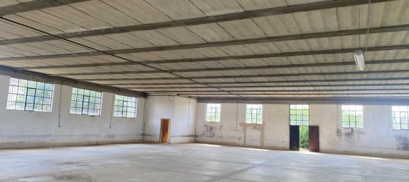 700m² Warehouse in Quarrata, Italy No. 284940 16