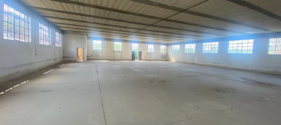 700m² Warehouse in Quarrata, Italy No. 284940 10