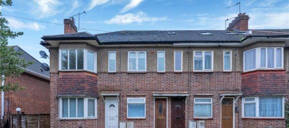 2 bedrooms Apartment in London, United Kingdom No. 7861 12