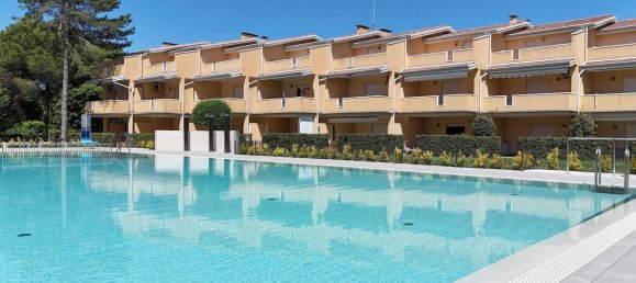 2 bedrooms Apartment in San Michele al Tagliamento, Italy No. 275664 3