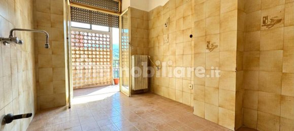 2 bedrooms Apartment in Terni, Italy No. 351697 9