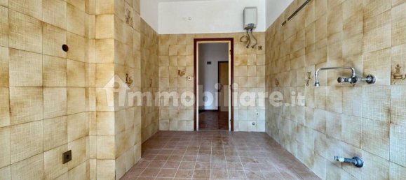 2 bedrooms Apartment in Terni, Italy No. 351697 8