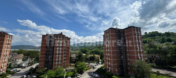 2 bedrooms Apartment in Terni, Italy No. 351697 17