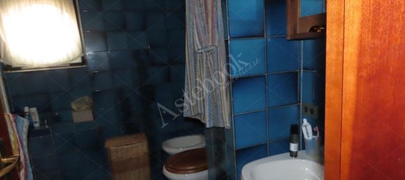 3 rooms Apartment in Sirone, Italy No. 8086 4