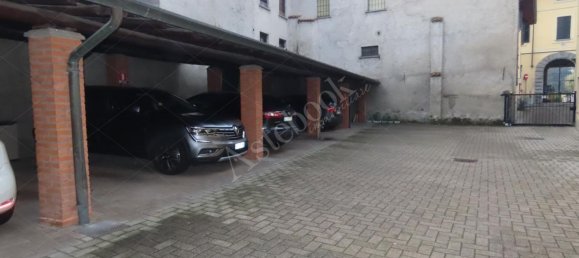 3 rooms Apartment in Sirone, Italy No. 8086 8