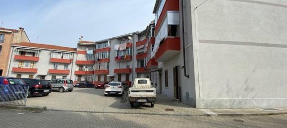 3 rooms Apartment in Orbassano, Italy No. 143247 17