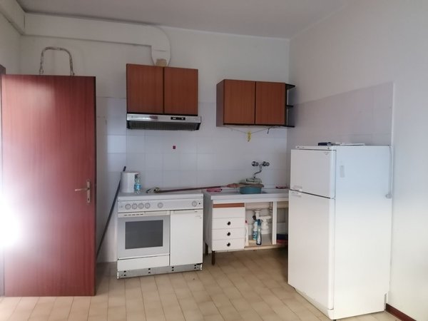 6 rooms House in Pesaro, Italy No. 91806