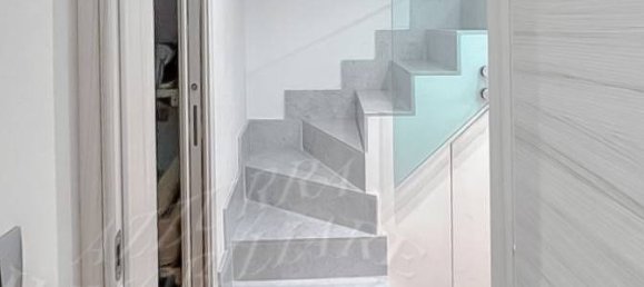 Ático de 2 dormitorios en Varazze, Italy No. 219018 7