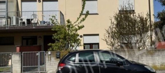 2 rooms Apartment in Cento, Italy No. 301900 4