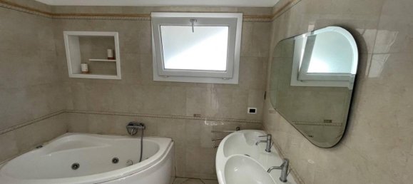 6 rooms Apartment in Gallipoli, Italy No. 30967 28