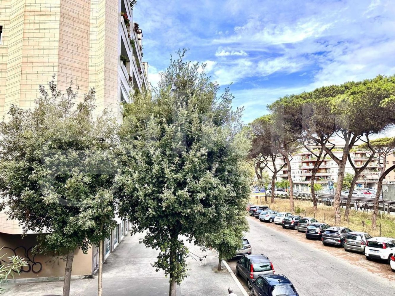 3 rooms Apartment in Rome, Italy No. 157376