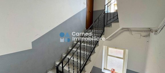 Apartamento de 2 habitaciónes en Naples, Italy No. 33738 5