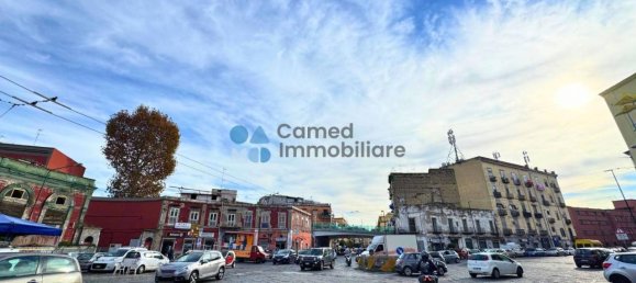 Apartamento de 2 habitaciónes en Naples, Italy No. 33738 33