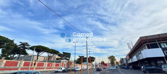 Apartamento de 2 habitaciónes en Naples, Italy No. 33738 31