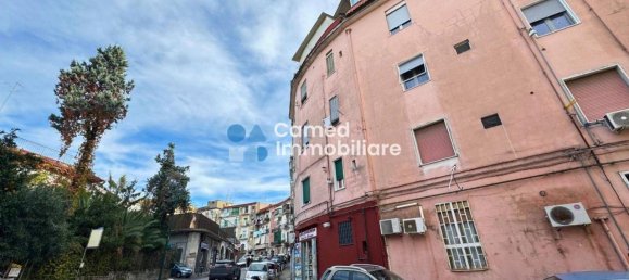 Apartamento de 2 habitaciónes en Naples, Italy No. 33738 3