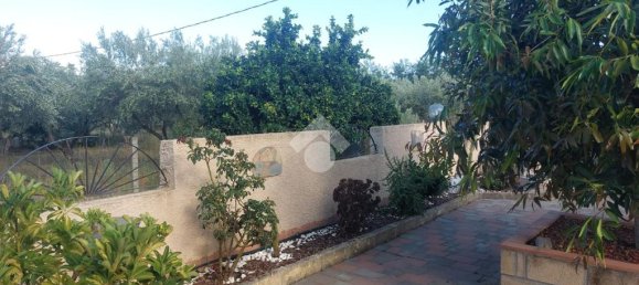 5 bedrooms House in Sellia Marina, Italy No. 329160 8