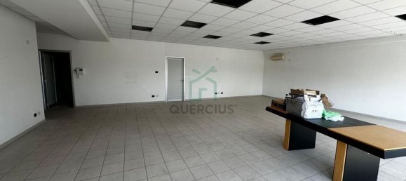 120m² Office in San Martino Buon Albergo, Italy No. 347274 7