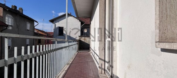 4 rooms Apartment in Tradate, Italy No. 226353 43