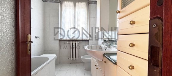 4 rooms Apartment in Tradate, Italy No. 226353 18