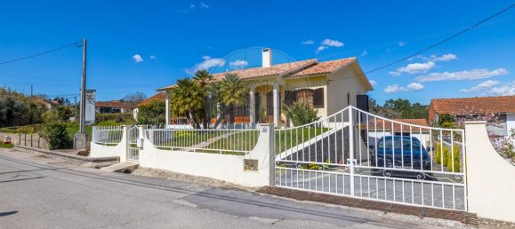 4 bedrooms House in Juncal, Portugal No. 29000 3