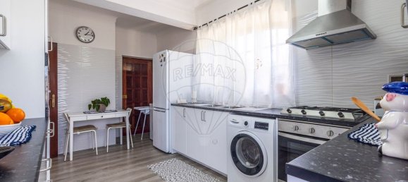 4 bedrooms House in Juncal, Portugal No. 29000 24