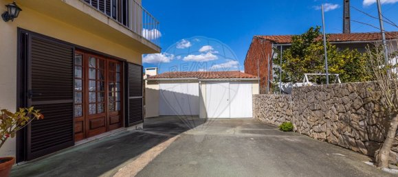 4 bedrooms House in Juncal, Portugal No. 29000 10