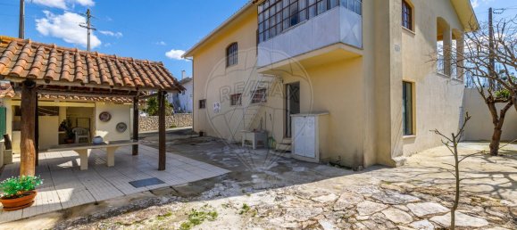 4 bedrooms House in Juncal, Portugal No. 29000 14