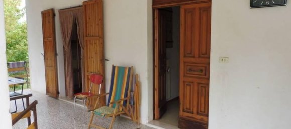 Casa de 7 habitaciónes en Apiro, Italy No. 20116 39