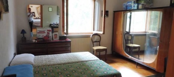 Casa de 7 habitaciónes en Apiro, Italy No. 20116 18