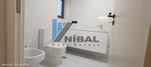 4 غرف نوم فيلا في Vila Nova de Gaia, Portugal رقم 126295 24