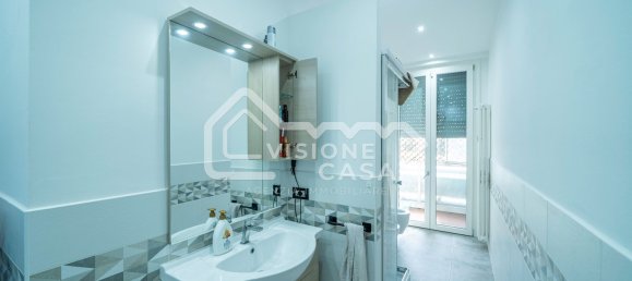 4 chambres Appartement à Reggio Emilia, Italy No. 330640 14