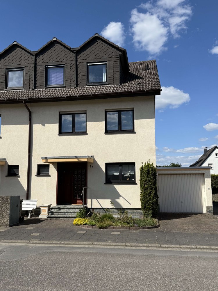 3 bedrooms Townhouse in Offenbach, Germany No. 236910