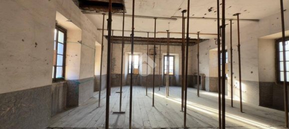 Propiedad comercial en Tirano, Italy 700 m² No. 8670 11