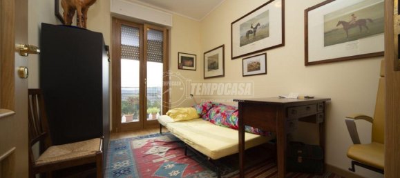 4 rooms Apartment in Perugia, Italy No. 103506 8
