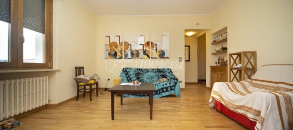 4 rooms Apartment in Perugia, Italy No. 103506 5