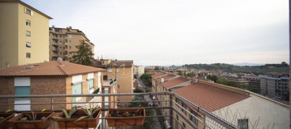 4 rooms Apartment in Perugia, Italy No. 103506 19