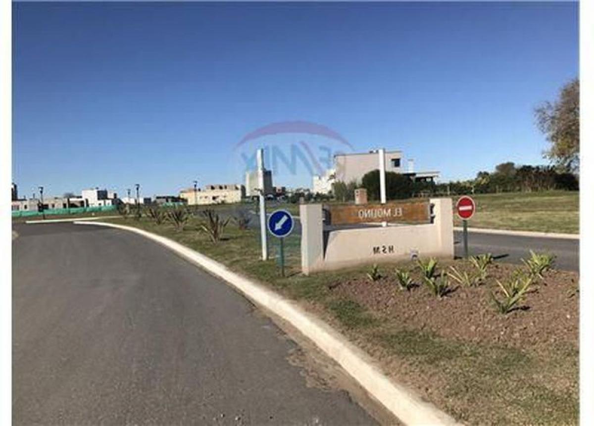 Terreno en Escobar, Argentina No. 38515