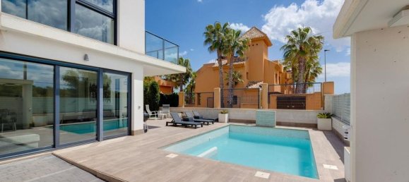 4 Schlafzimmer Villa in San Miguel de Salinas, Spain, Nr. 190448 3