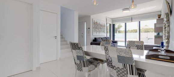 4 Schlafzimmer Villa in San Miguel de Salinas, Spain, Nr. 190448 11