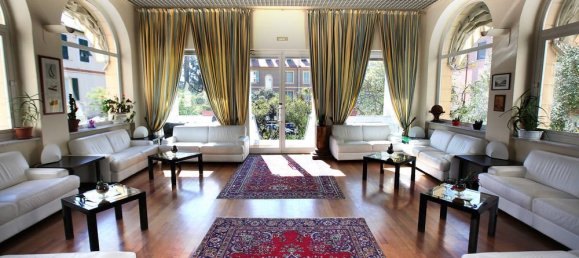 3 bedrooms Commercial property in Turin, Italy No. 132432 38