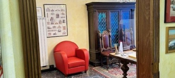 3 bedrooms Commercial property in Turin, Italy No. 132432 22